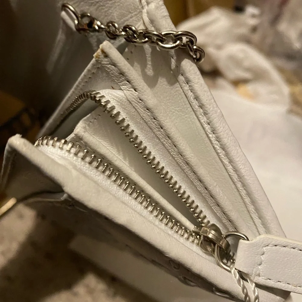 Christian Dior Lambskin Large stirtch Cannage Chain wallet